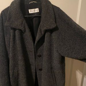 Max Mara beautiful coat. Relaxed fit, drape’s beautifully